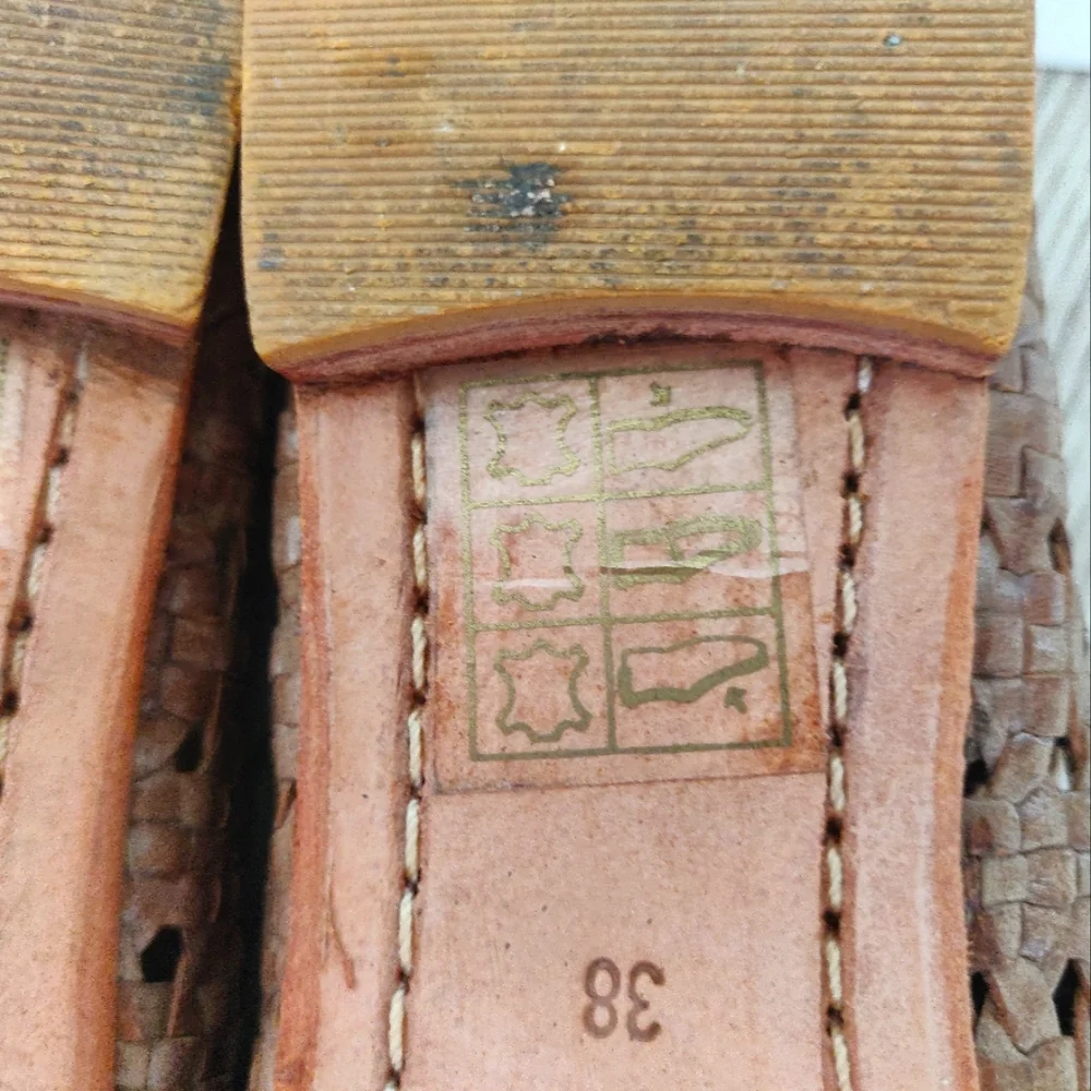 Brown Italian Woven Mocasins, Extremely Soft Genuine Leather 🇮🇹 - Picture 4 of 5